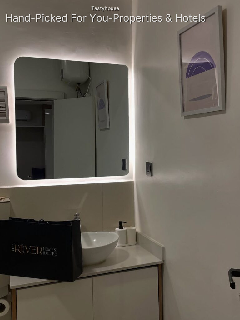 beautiful studio apartment