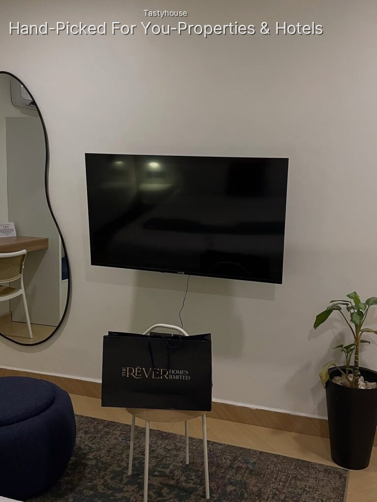 beautiful studio apartment