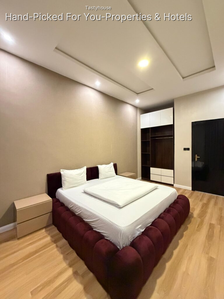 Deluxe 2 bedroom Apartments