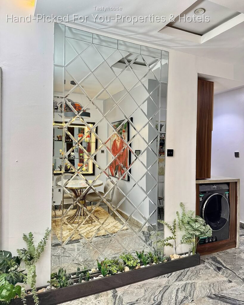 1 bedroom smart luxury home