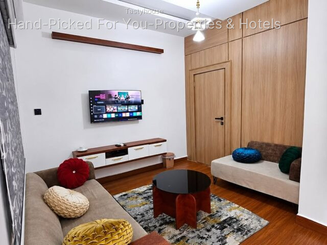 Service Apartment