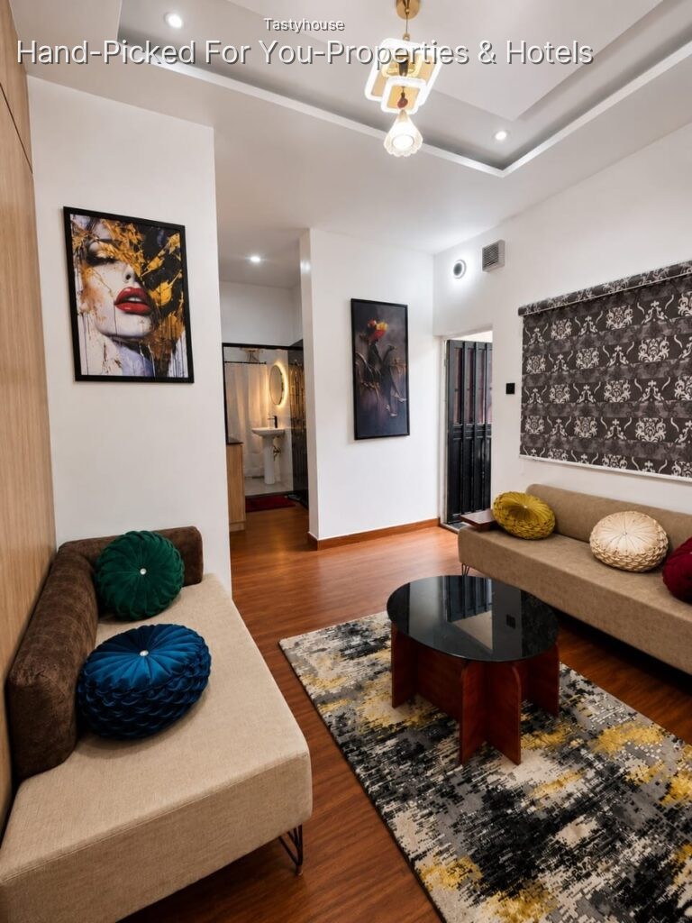 Service Apartment