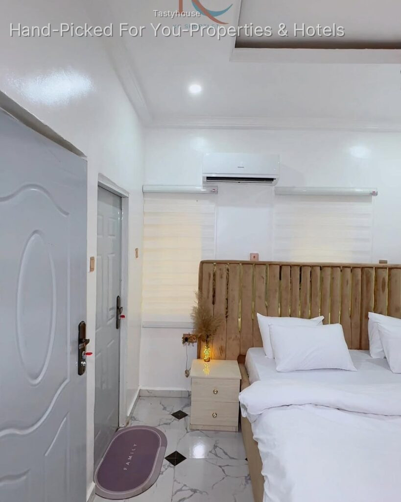 1 – Bedroom Apartment