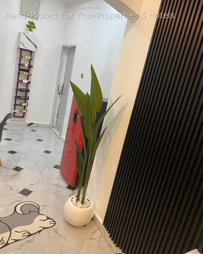 1 – Bedroom Apartment
