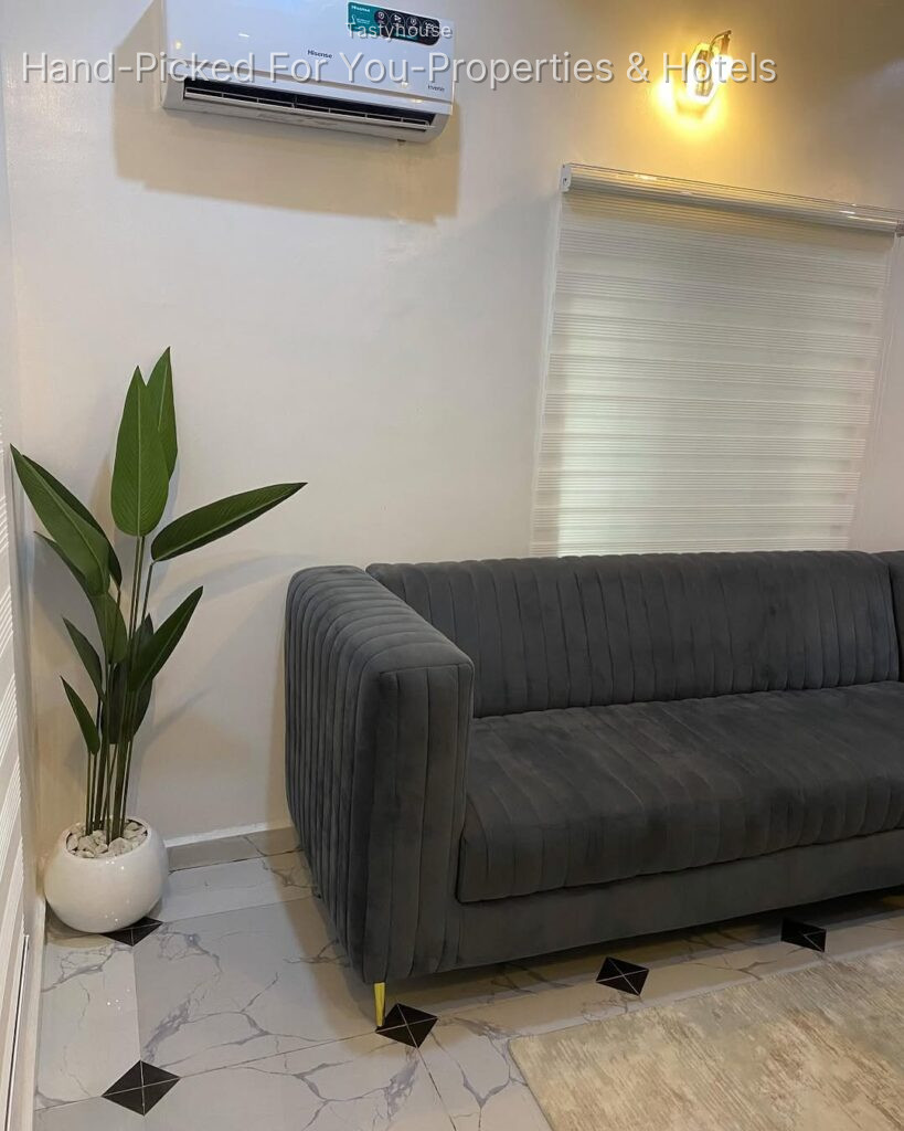 1 – Bedroom Apartment