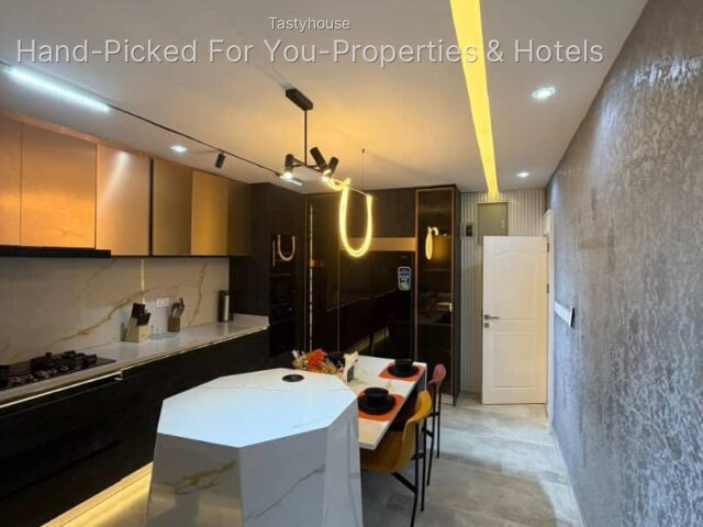 6 units of LuXury Smart 3-Bedroom Apartment