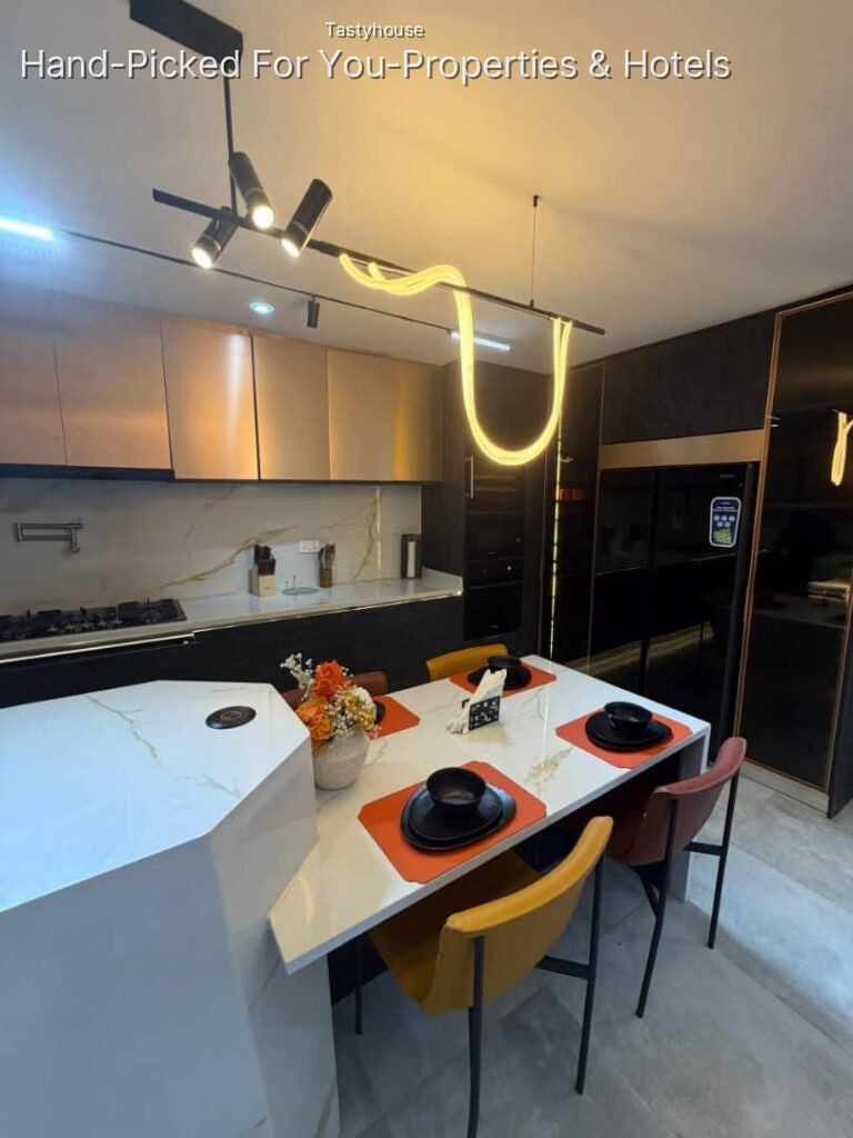 6 units of LuXury Smart 3-Bedroom Apartment