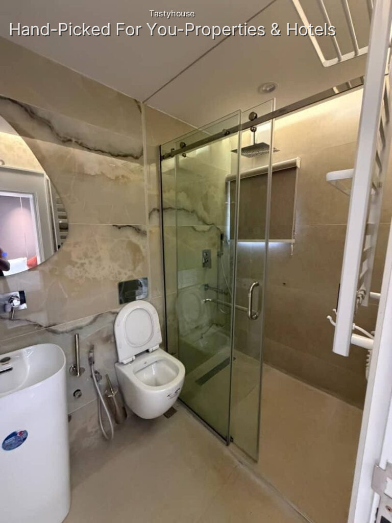 6 units of LuXury Smart 3-Bedroom Apartment