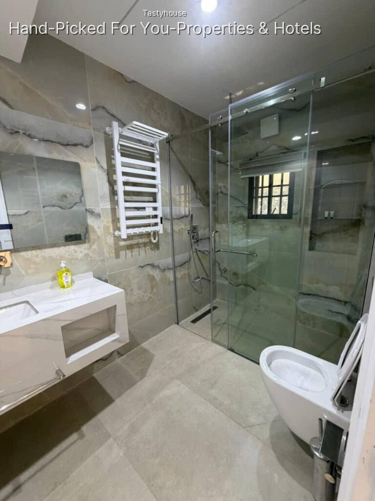 6 units of LuXury Smart 3-Bedroom Apartment