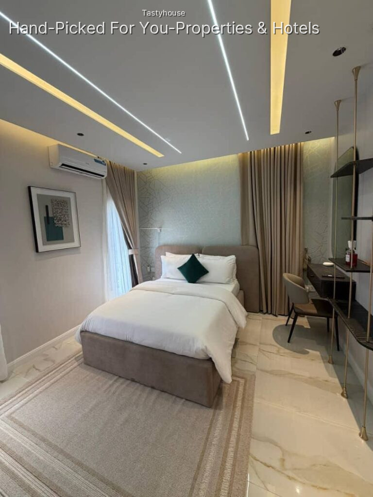 6 units of LuXury Smart 3-Bedroom Apartment