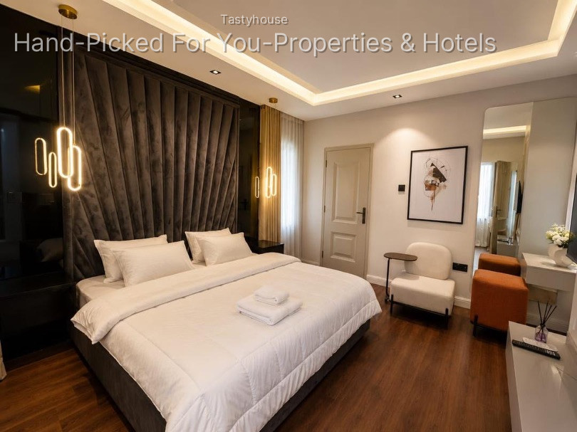 2-Bedroom Duplex Apartment