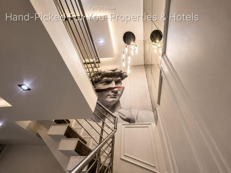 2-Bedroom Duplex Apartment