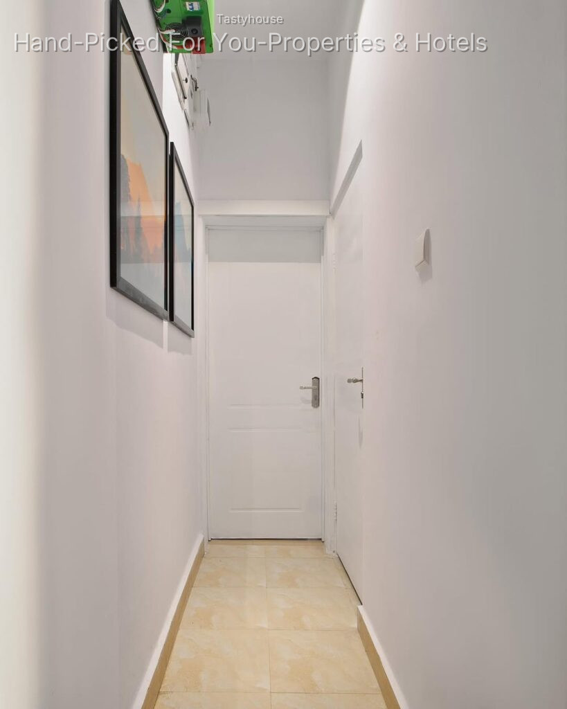 Serviced Apartment