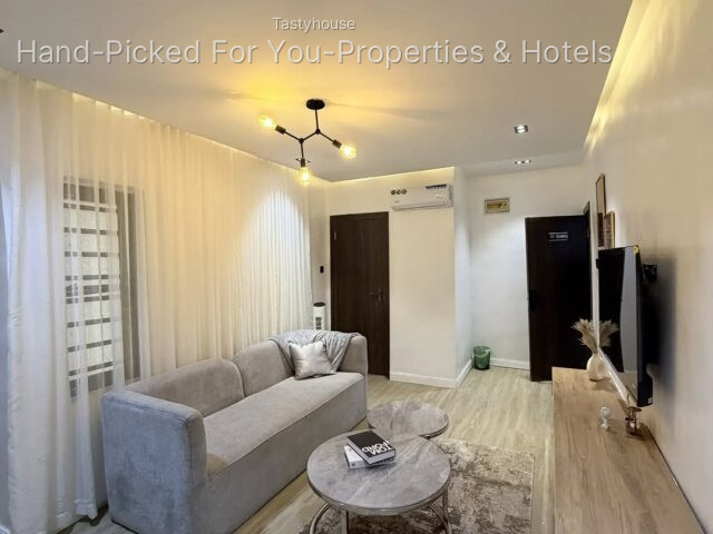 1-Bedroom Apartment