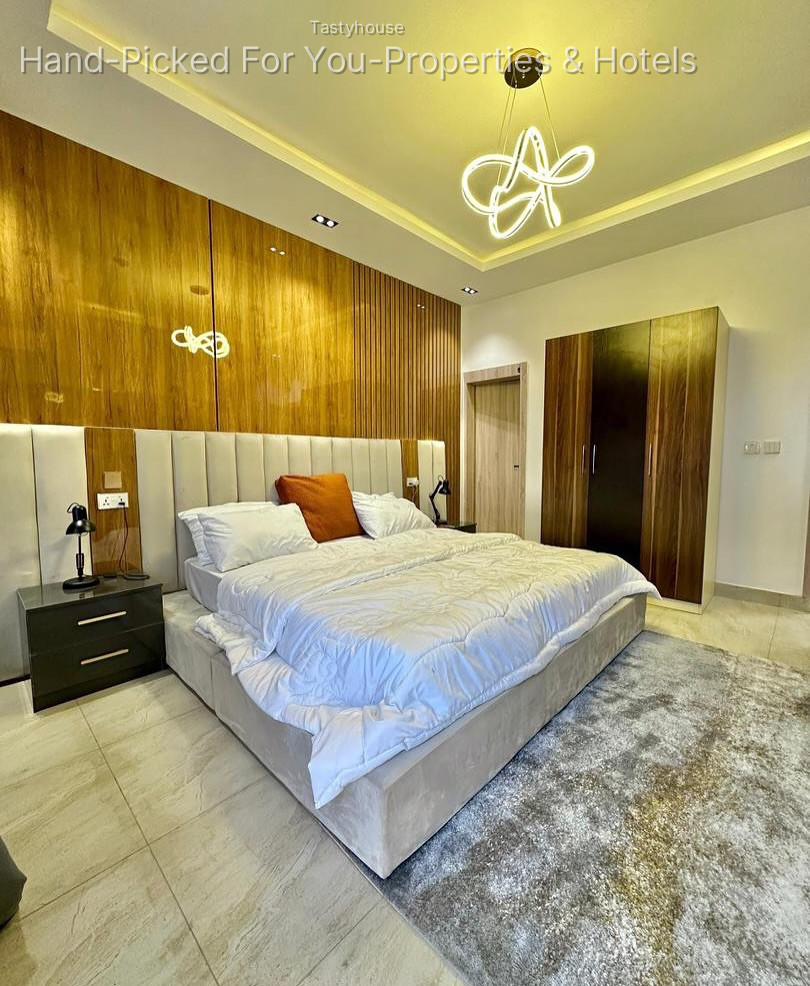 3 bedroom waterfront