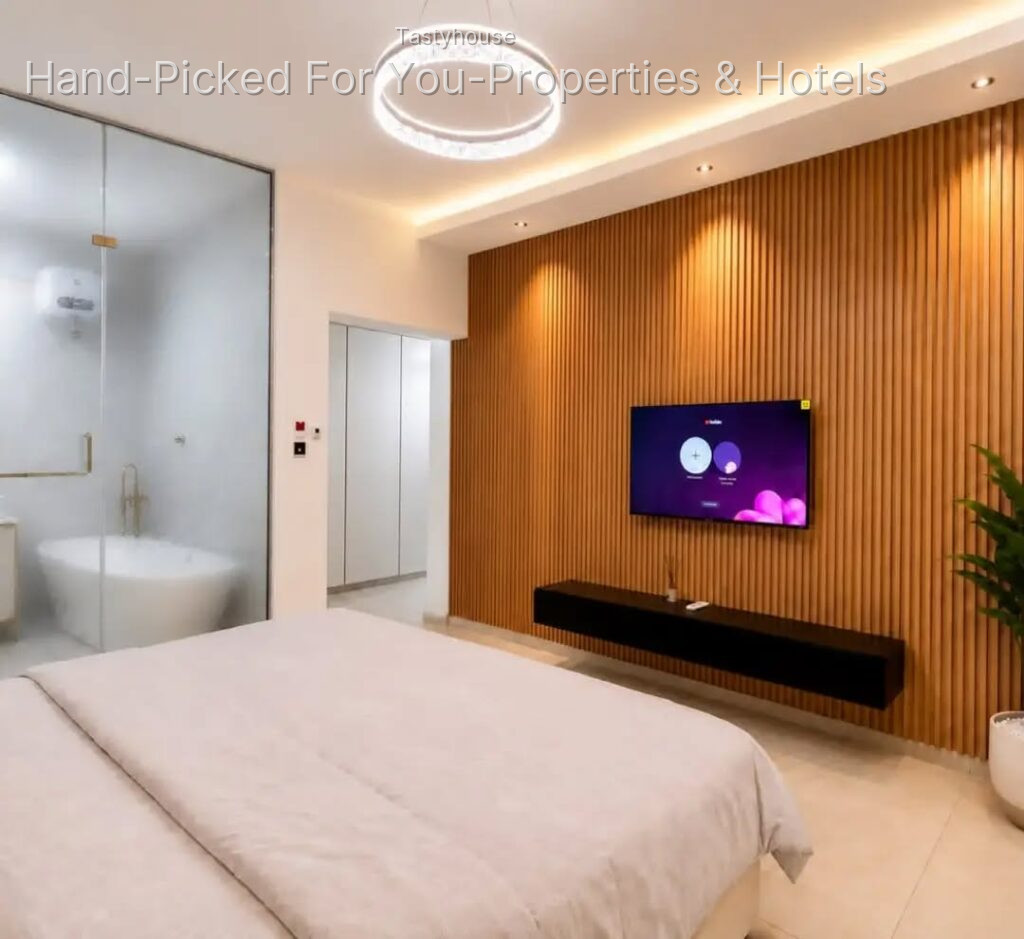 2 – Bedroom Apartment