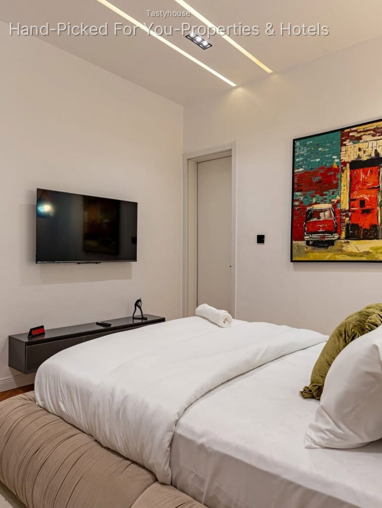 2-Bedroom Apartment