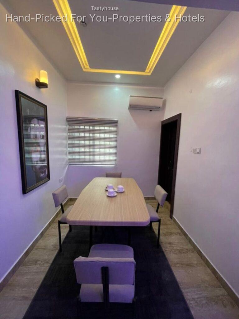 3 – Bedroom Apartment