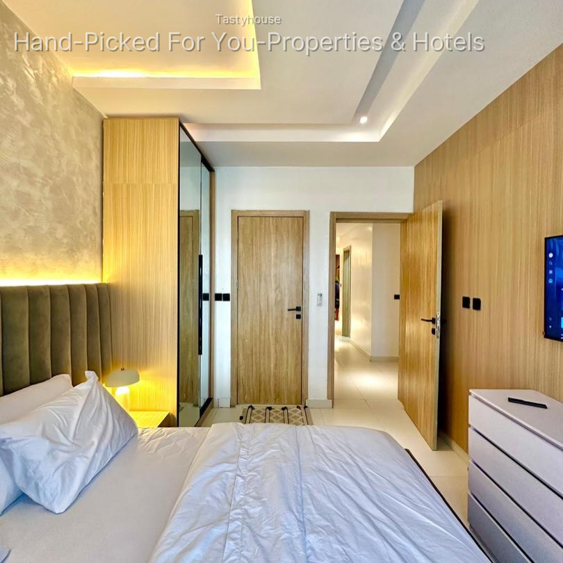 furnished 2-Bedroom Apartment