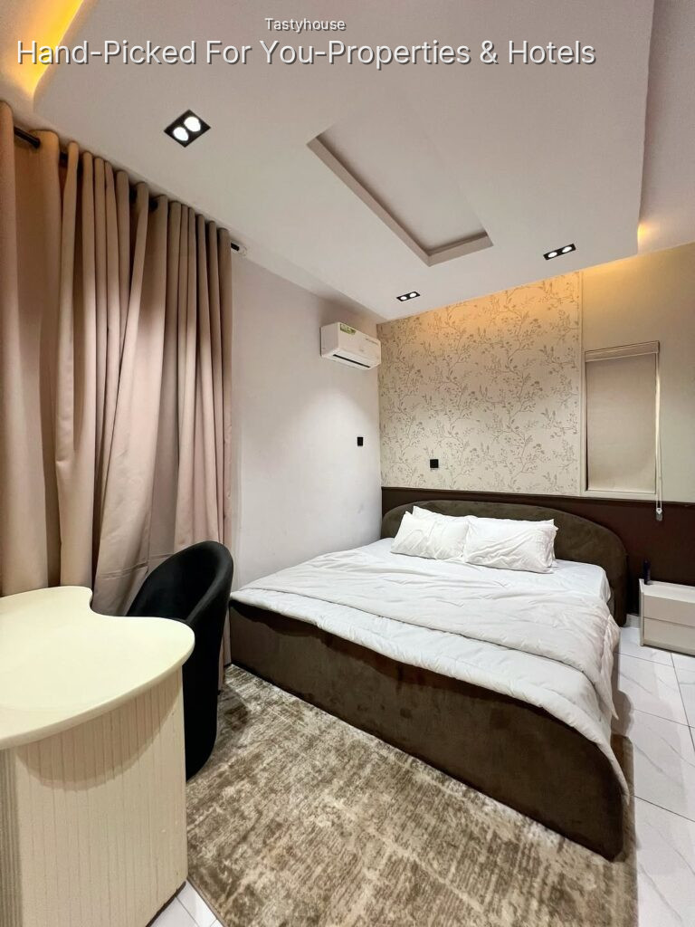 1-Bedroom Apartment