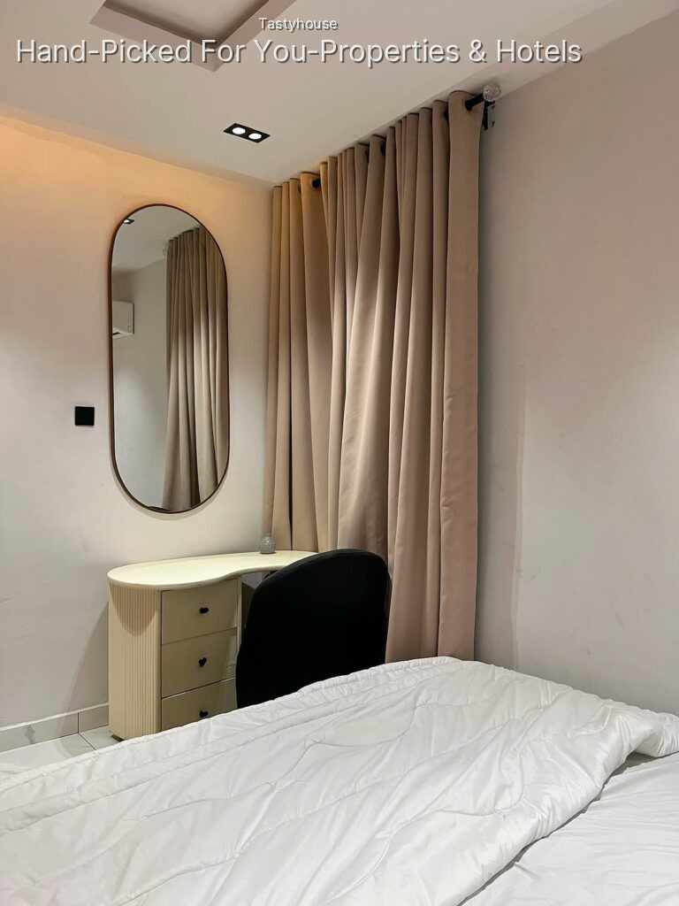 1-Bedroom Apartment