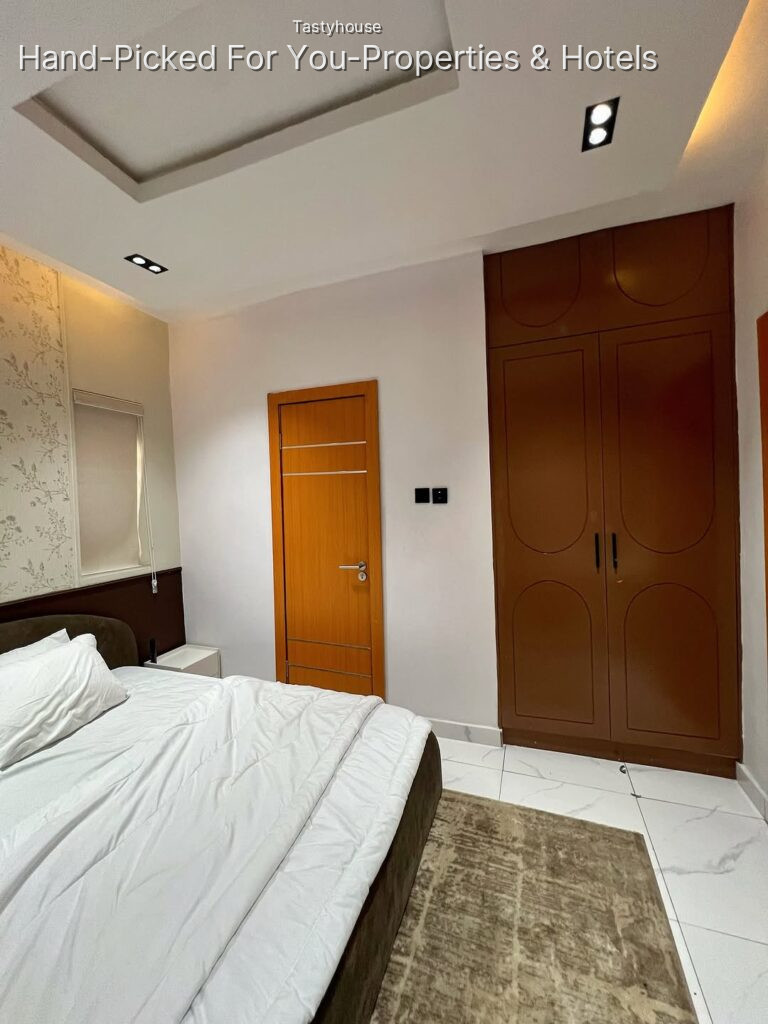 1-Bedroom Apartment