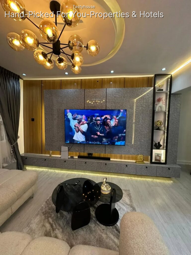 Big Studio Apartments