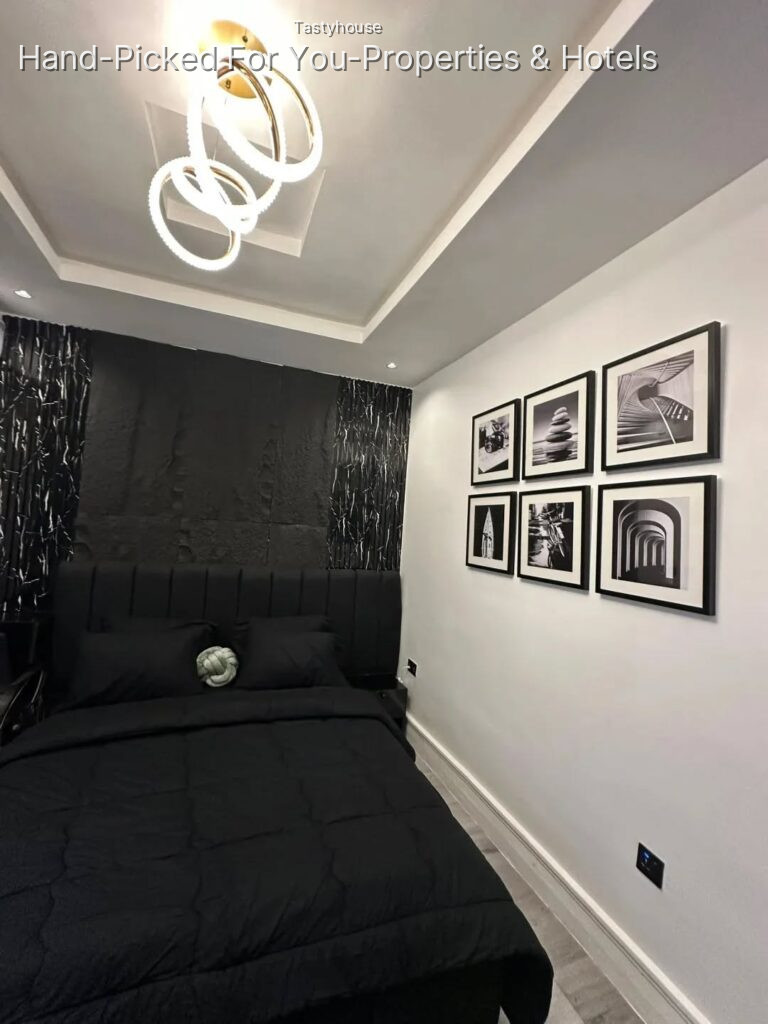 1/2Bedroom Apartment