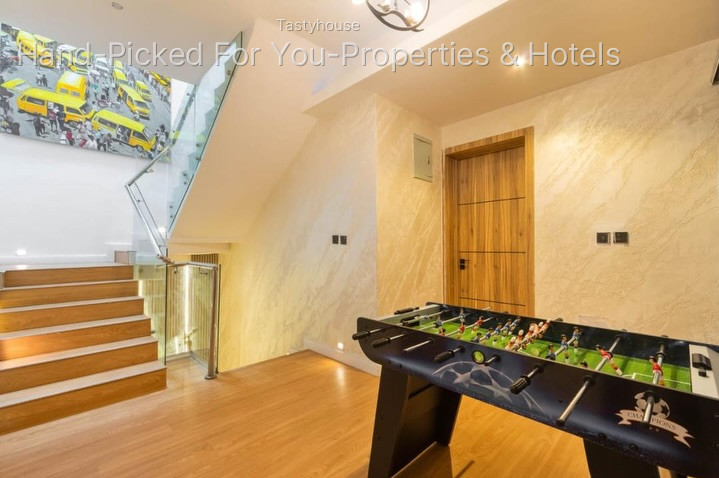 2-Bedroom Apartment