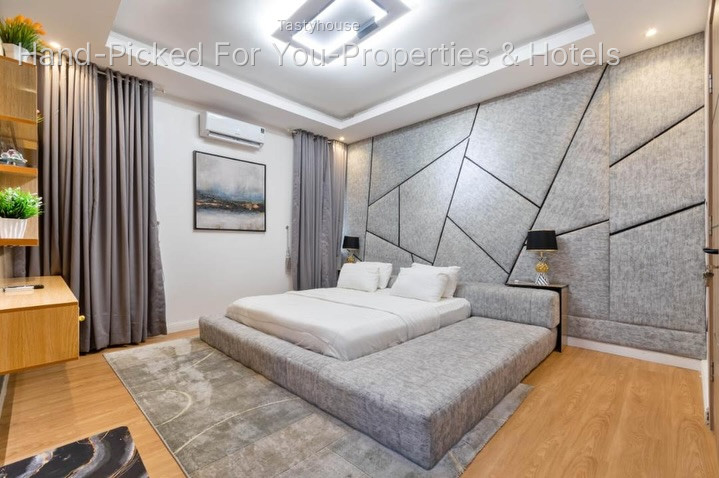 2-Bedroom Apartment