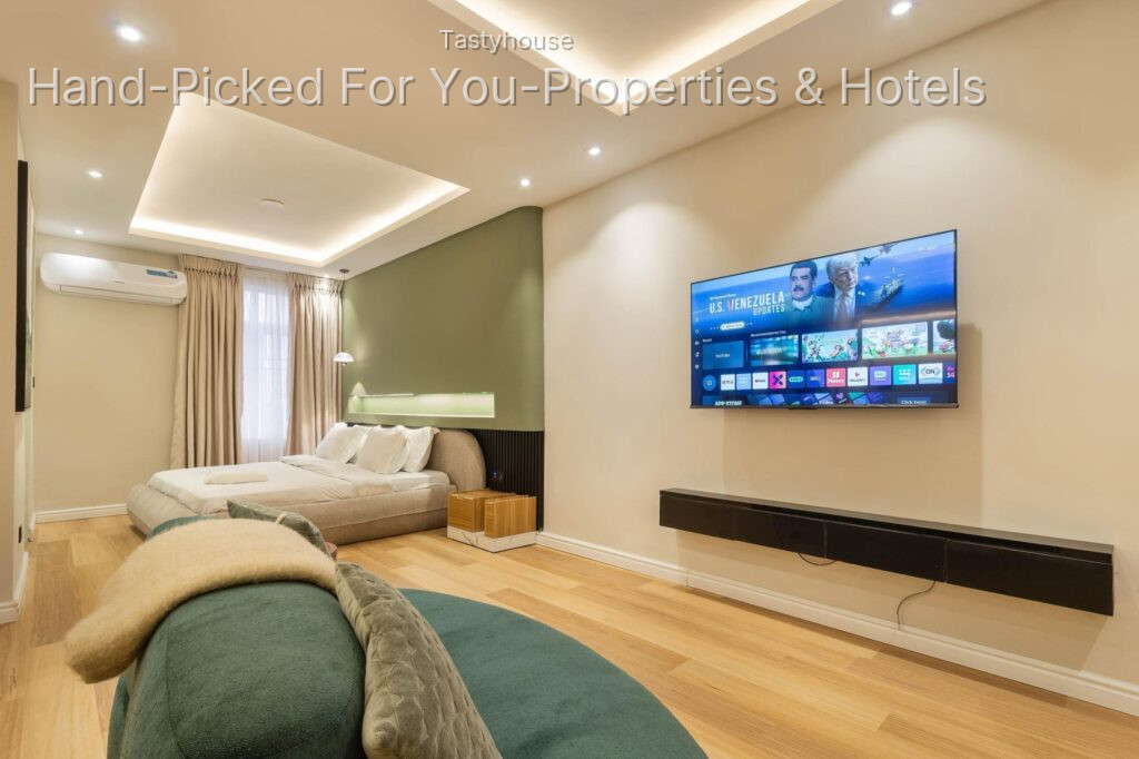 Studio Apartment