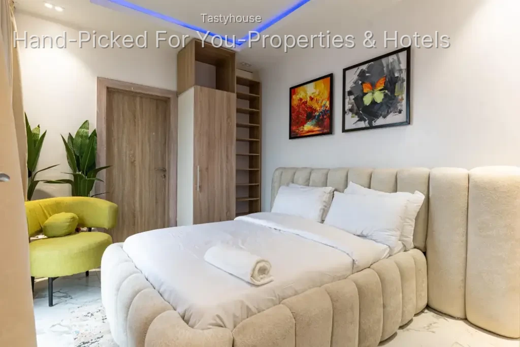 2 – Bedroom Apartment