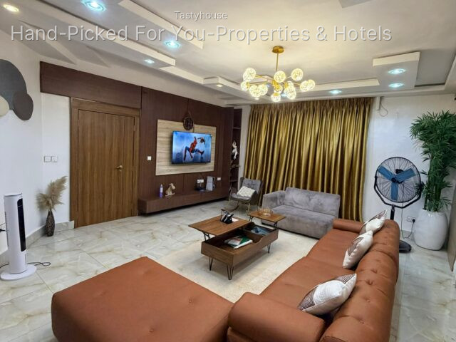 3 – Bedroom Apartment