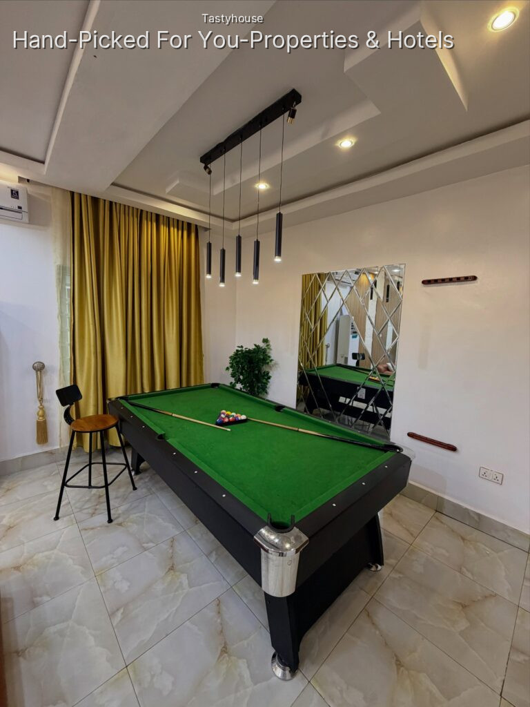 3 – Bedroom Apartment