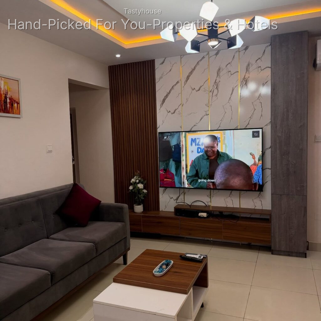 Serviced Apartment