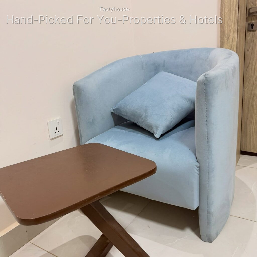 Serviced Apartment