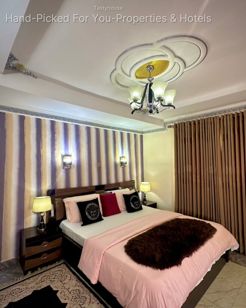 Serviced Apartment