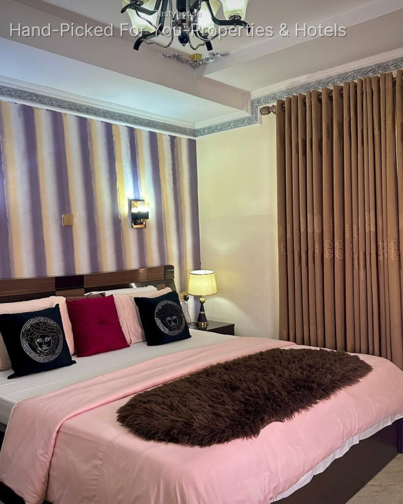 Serviced Apartment