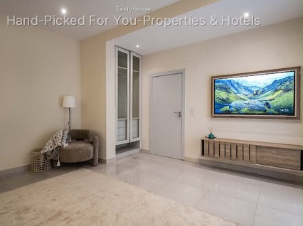 3 – Bedroom Apartment