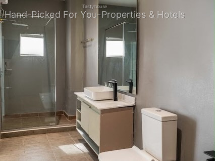 3 – Bedroom Apartment