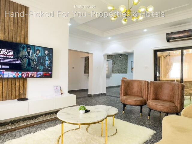 3 – Bedroom Apartment