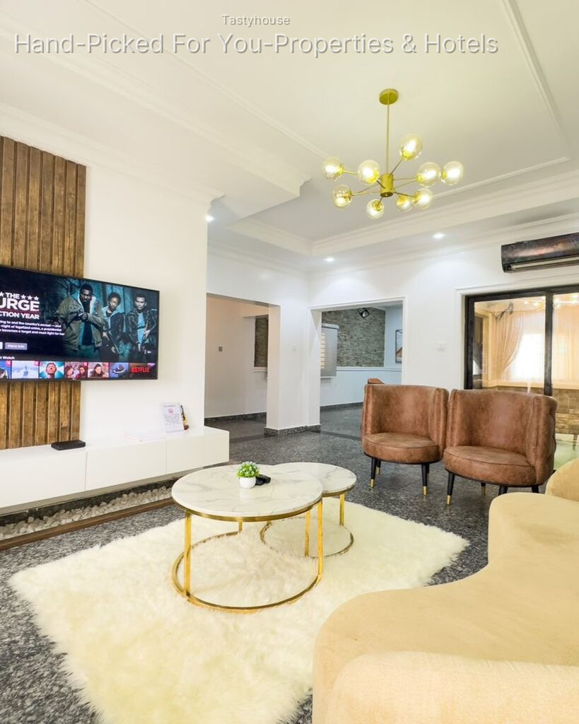 3 – Bedroom Apartment