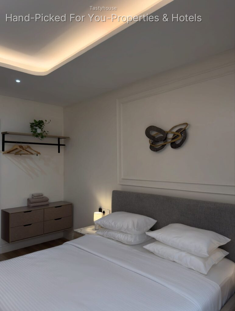 Serviced Apartment