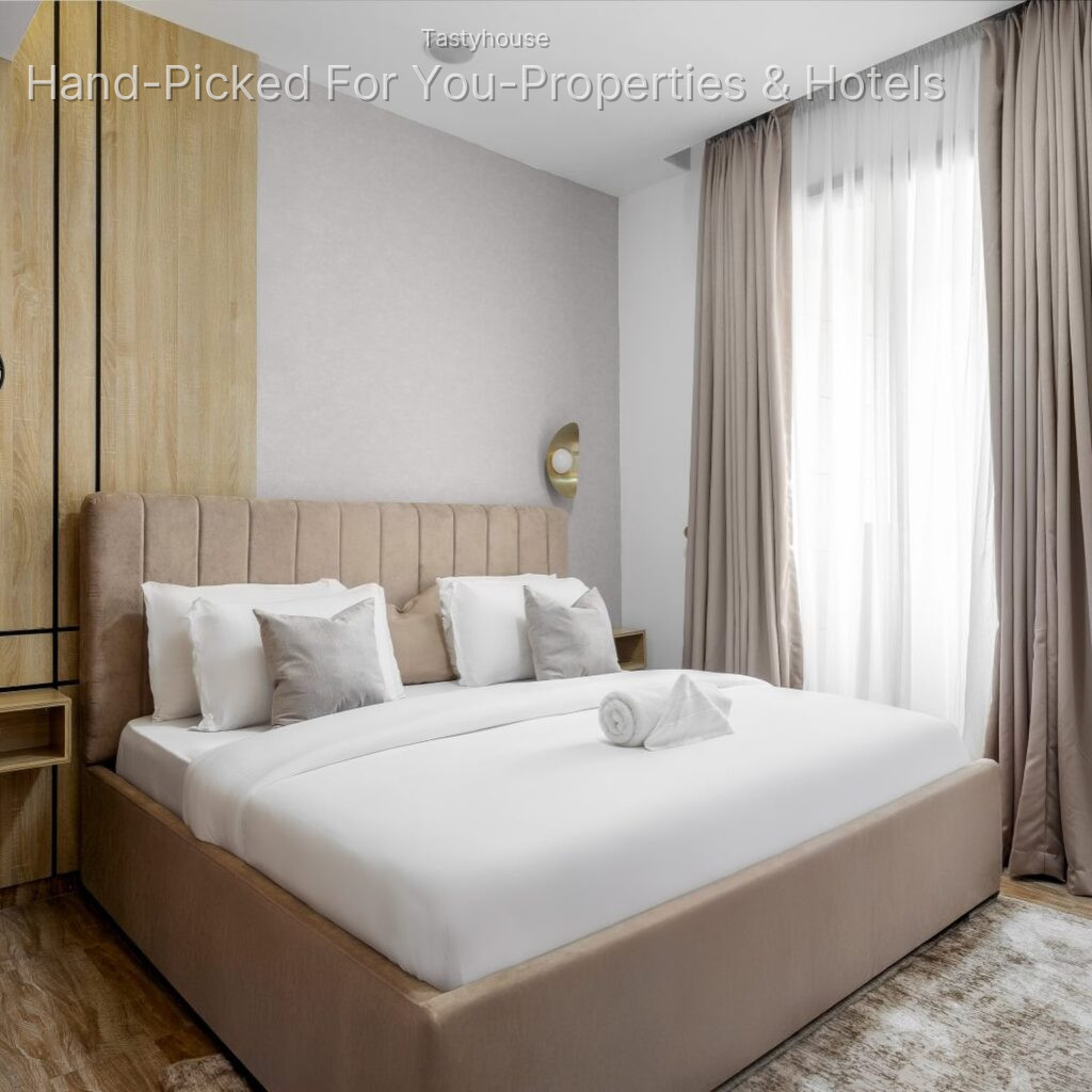Furnished 3 bedroom Pent House Apartment