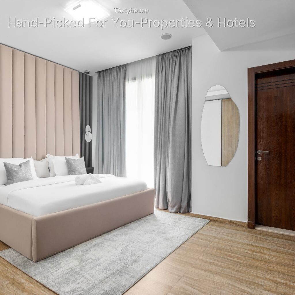 Furnished 3 bedroom Pent House Apartment