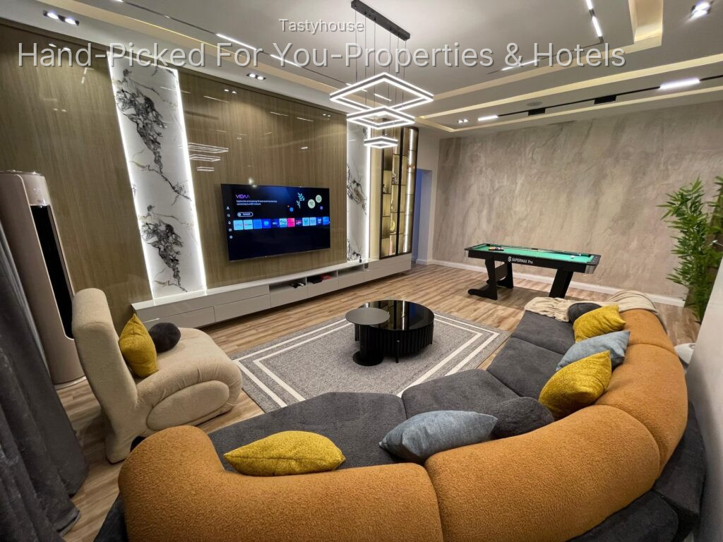 Cozy 2/3 bedroom apartment