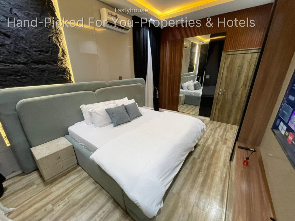 Cozy 2/3 bedroom apartment