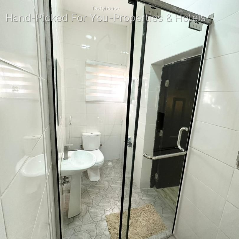 Serviced Apartment