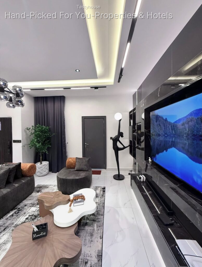 1 – Bedroom Apartment
