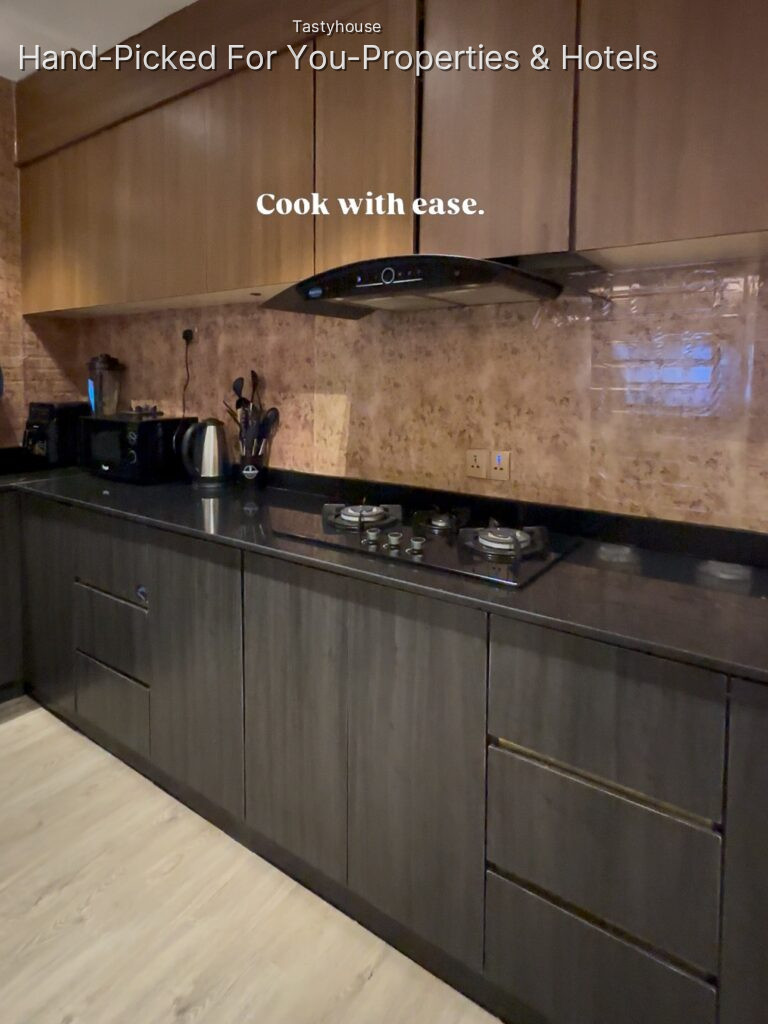 Luxury 1 Bedroom Duplex